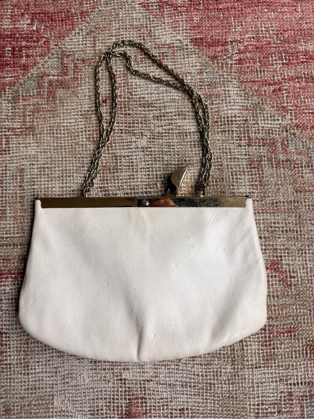 Vintage White Leather Evening Clutch with Gold Chain - Picture 2 of 3